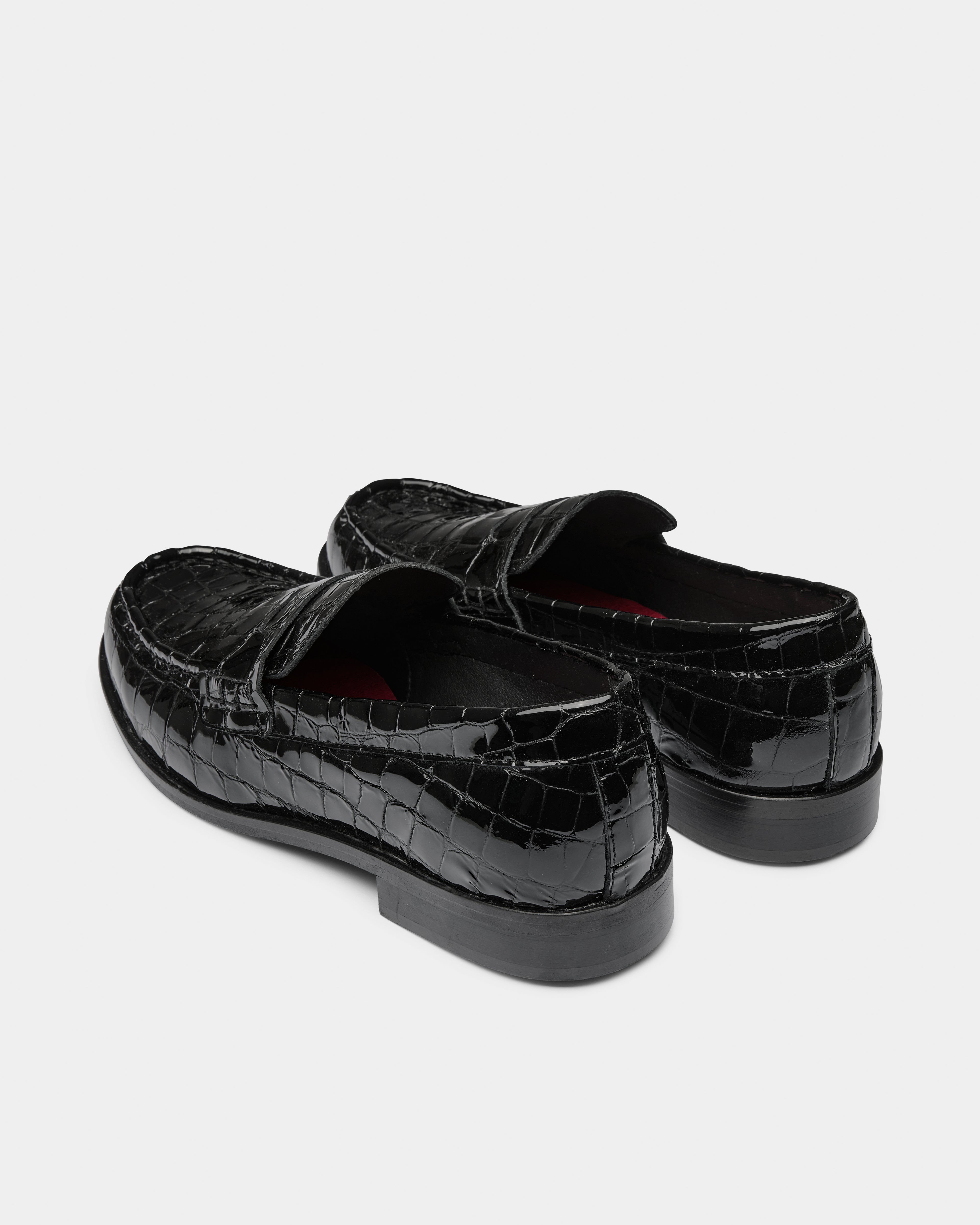 Savio Crocodile Patent Loafer "Black"